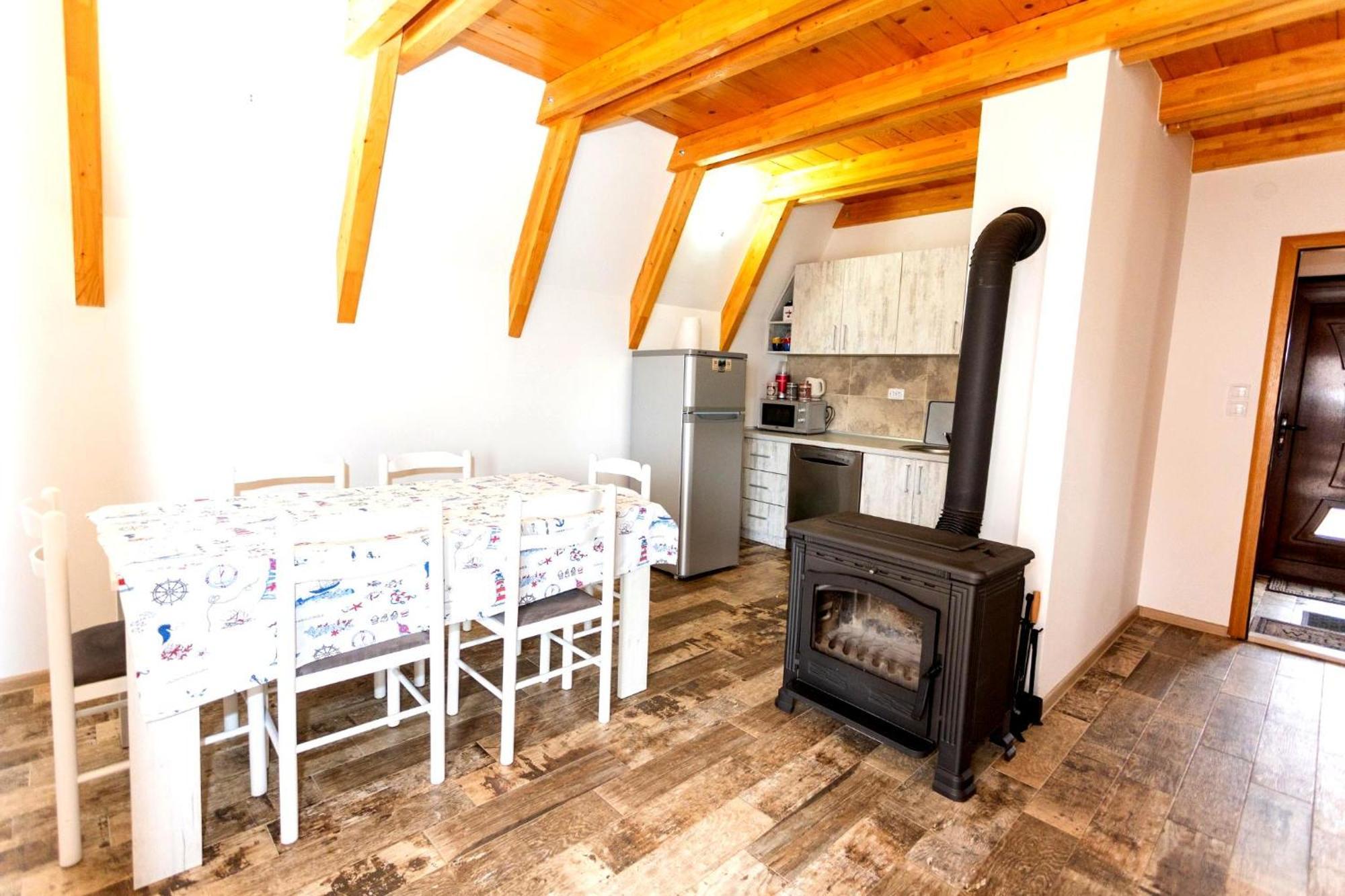 Hill View Chalets Žabljak Екстериор снимка